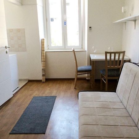 شقة Studio Apartman Klara غييكا المظهر الخارجي الصورة